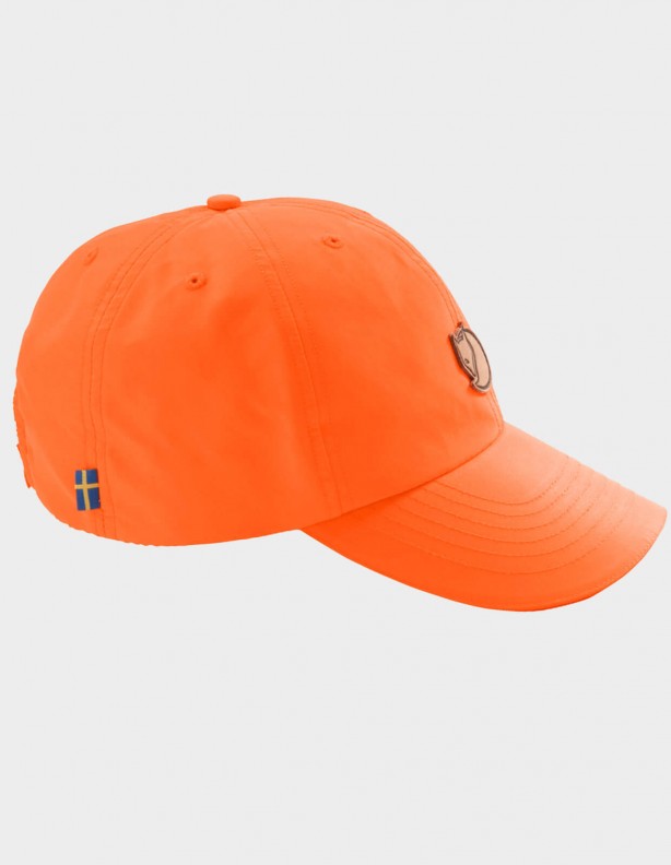 Safety cap - czapka z daszkiem