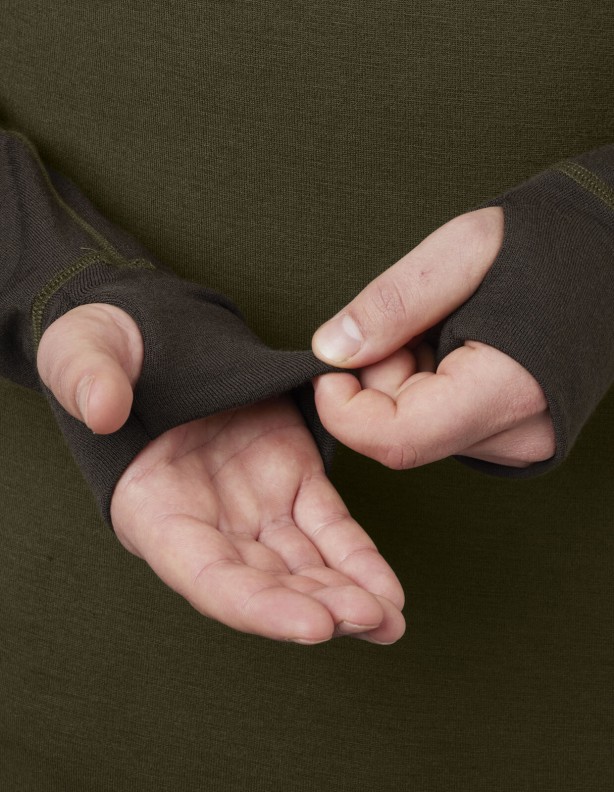 Base Warm Zip Neck - Harkila's warm underwear 60% wool.