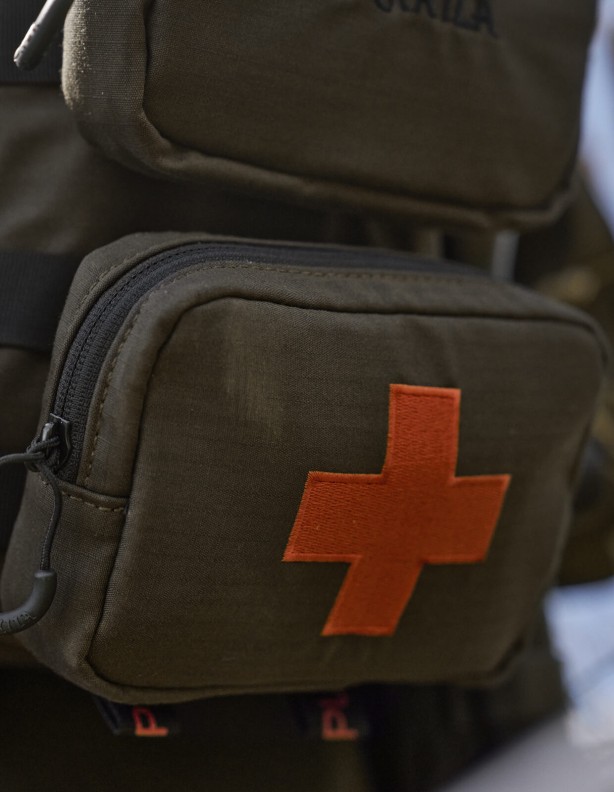 Harkila Ragnar First Aid Backpack 12L lovecký batoh s lékárničkou