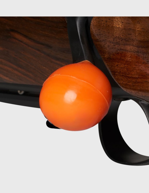 Rubber ball for the lock in the rifle | Into the Woods