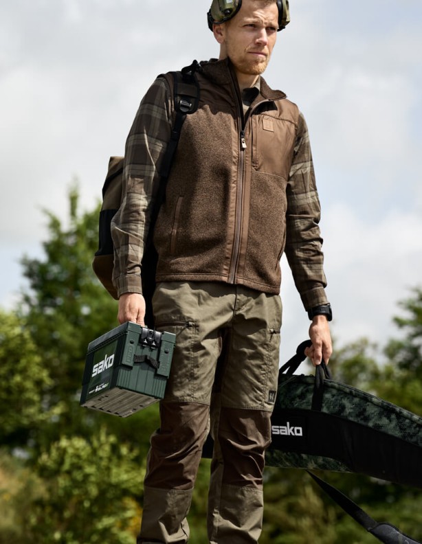 Harkila Kalix Fleece dark earth – teplá vesta