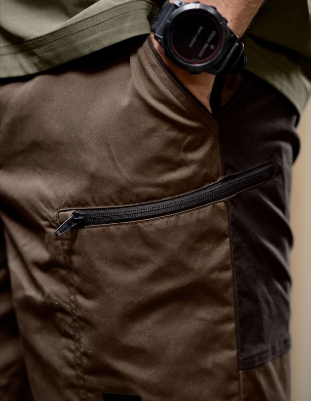 Harkila Fjell Shorts Dark earth Shadow brown – odolné letní šortky