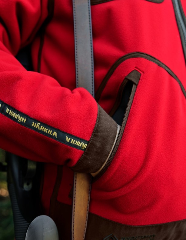 Poche latérale zippée sur la veste polaire Härkila Kamko Regal