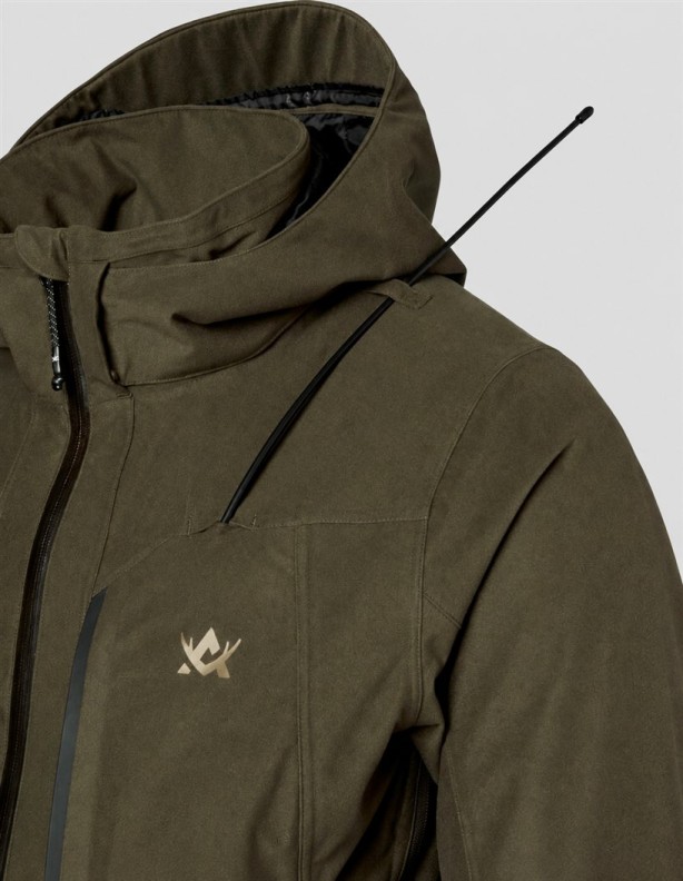 Alaska Superior Pro 2027 Solid Brown Jacket – details of the radio pocket and hood.