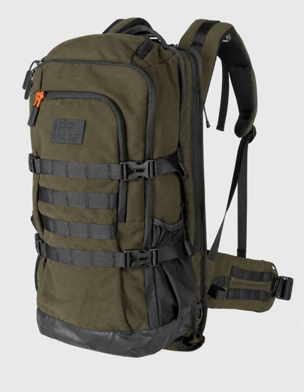 Seeland Enduro 30 L Pine Green hunting backpack—front and side views.