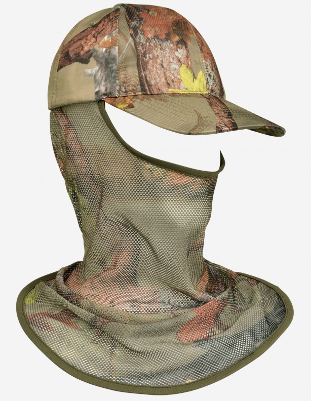 Summer cap with camouflage netting
